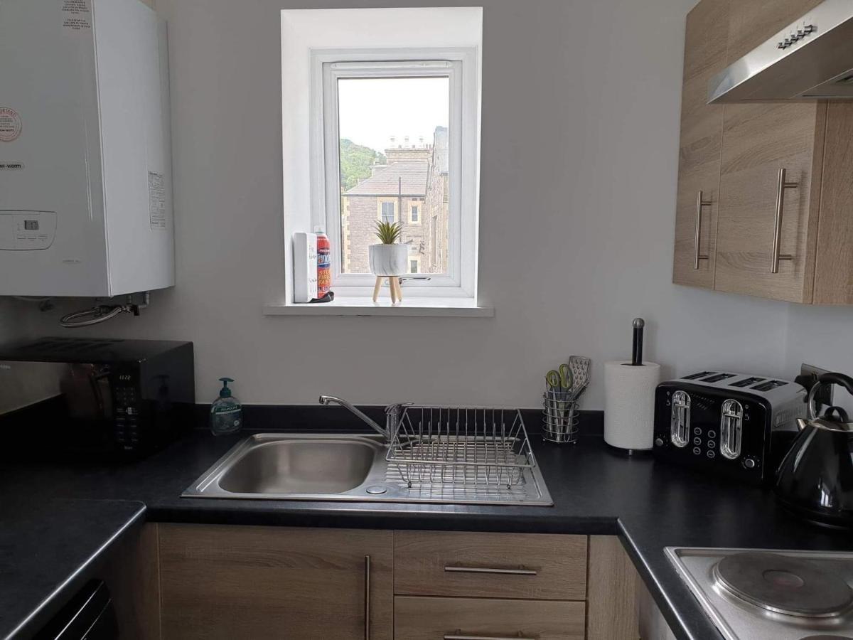 Modern Apartment With Stunning Sea View Weston-super-Mare Exteriör bild